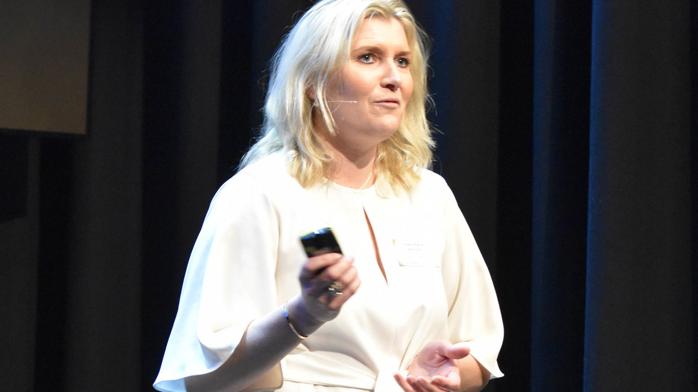 Vibeke Røise Warholm, Bane NOR