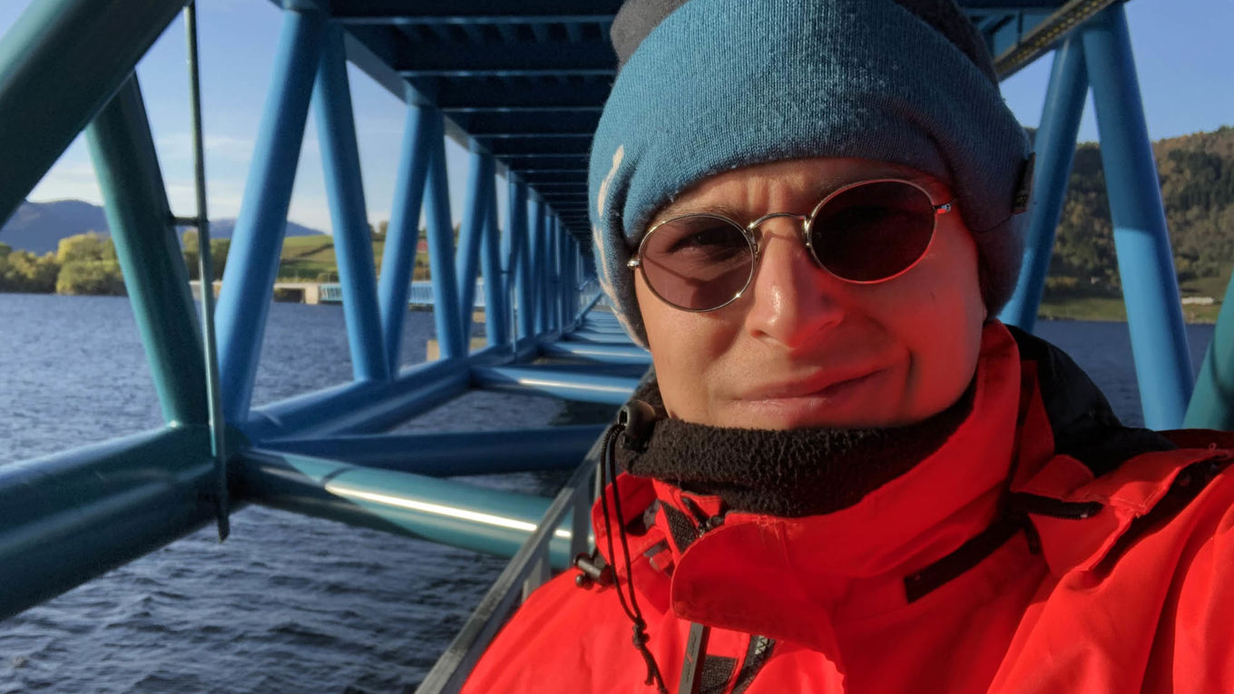 Aksel på befaring på Bergsøysundbrua.