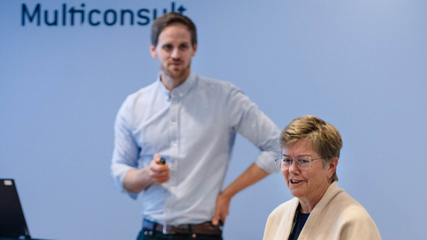 Anders R. Liaøy og Ida Bryn på åpningsseminar