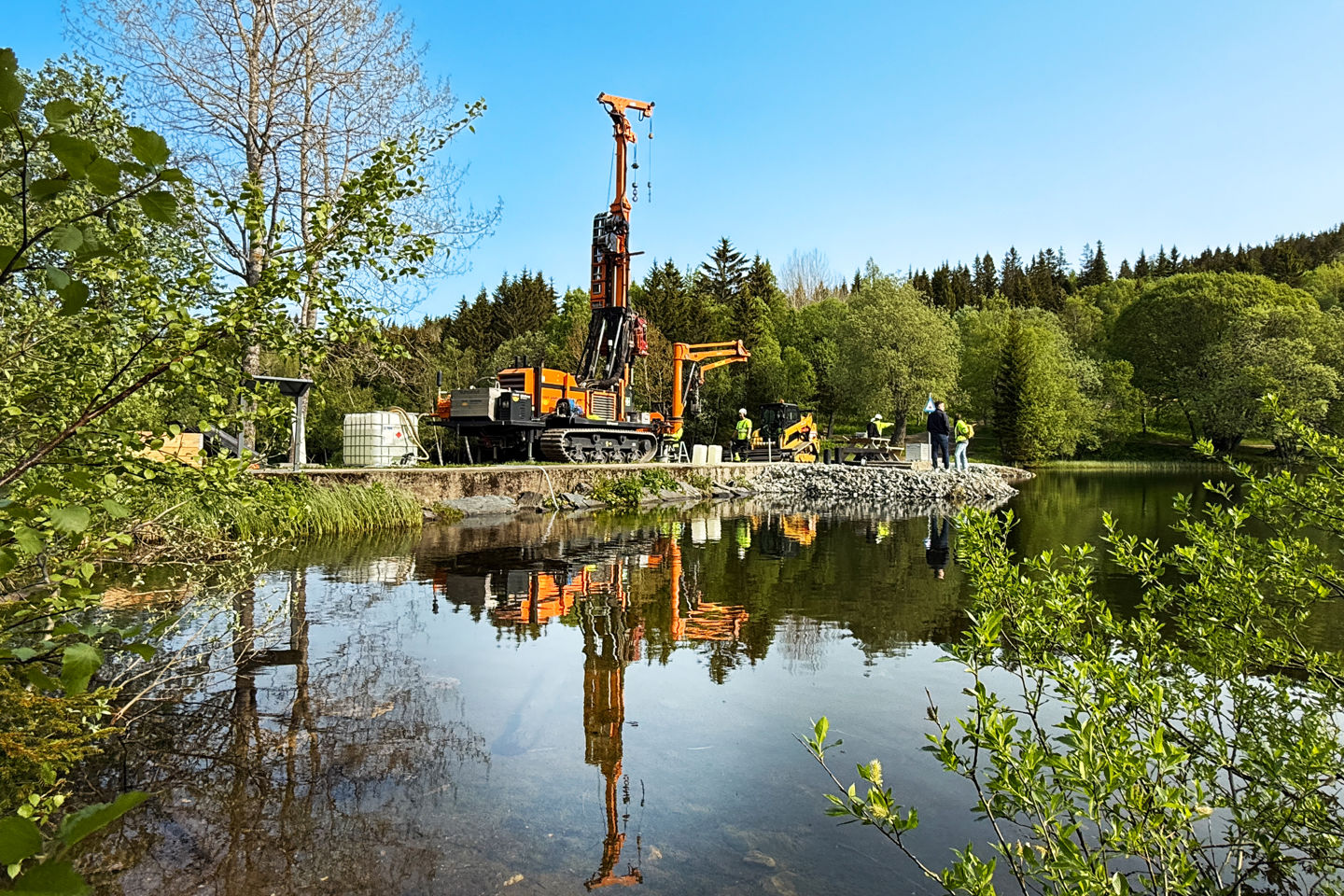 Sonic-rigg som tar prøver i marka i Trondheim