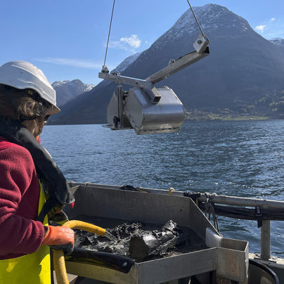 Milljøkartlegging i Hardangerfjorden.